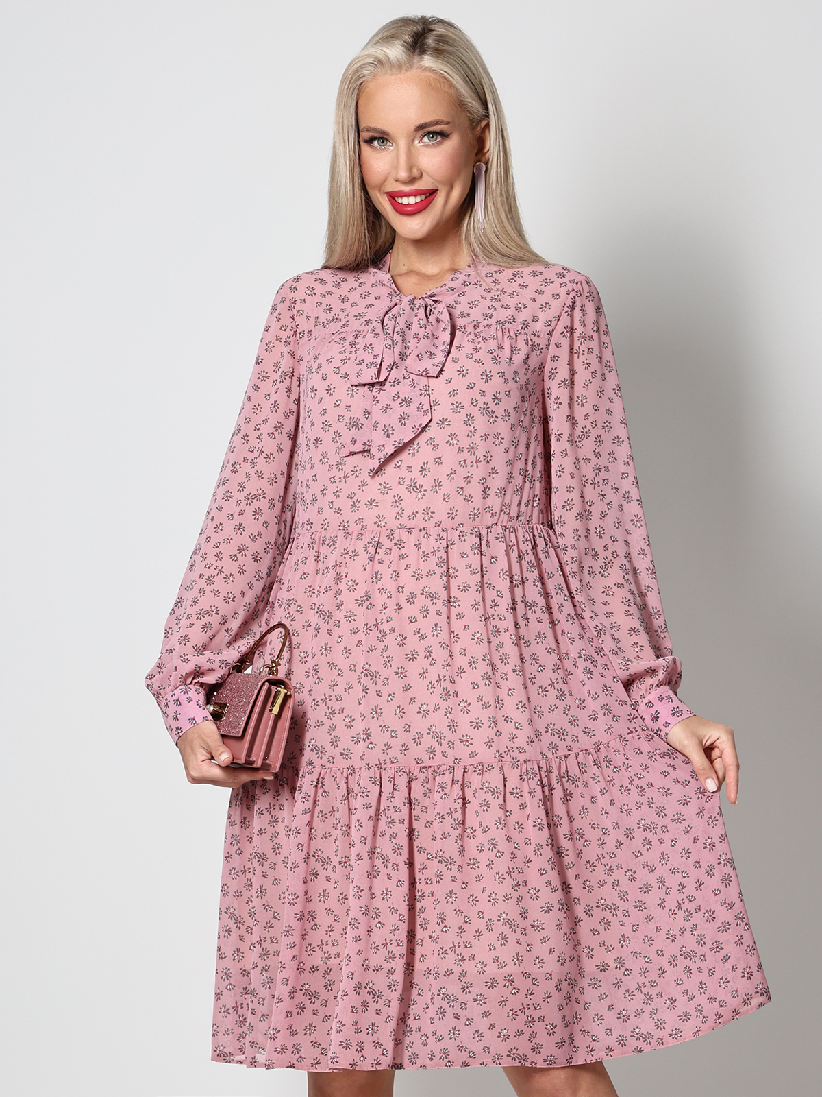 Многоярусное платье с бантомП-4437-0066-01